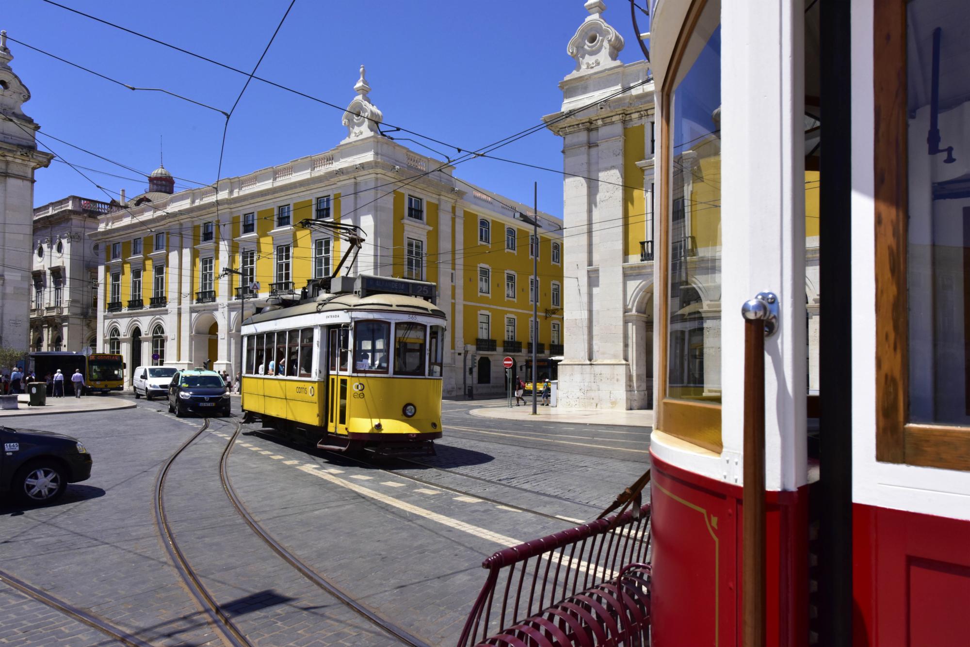 portugal lissabon tram