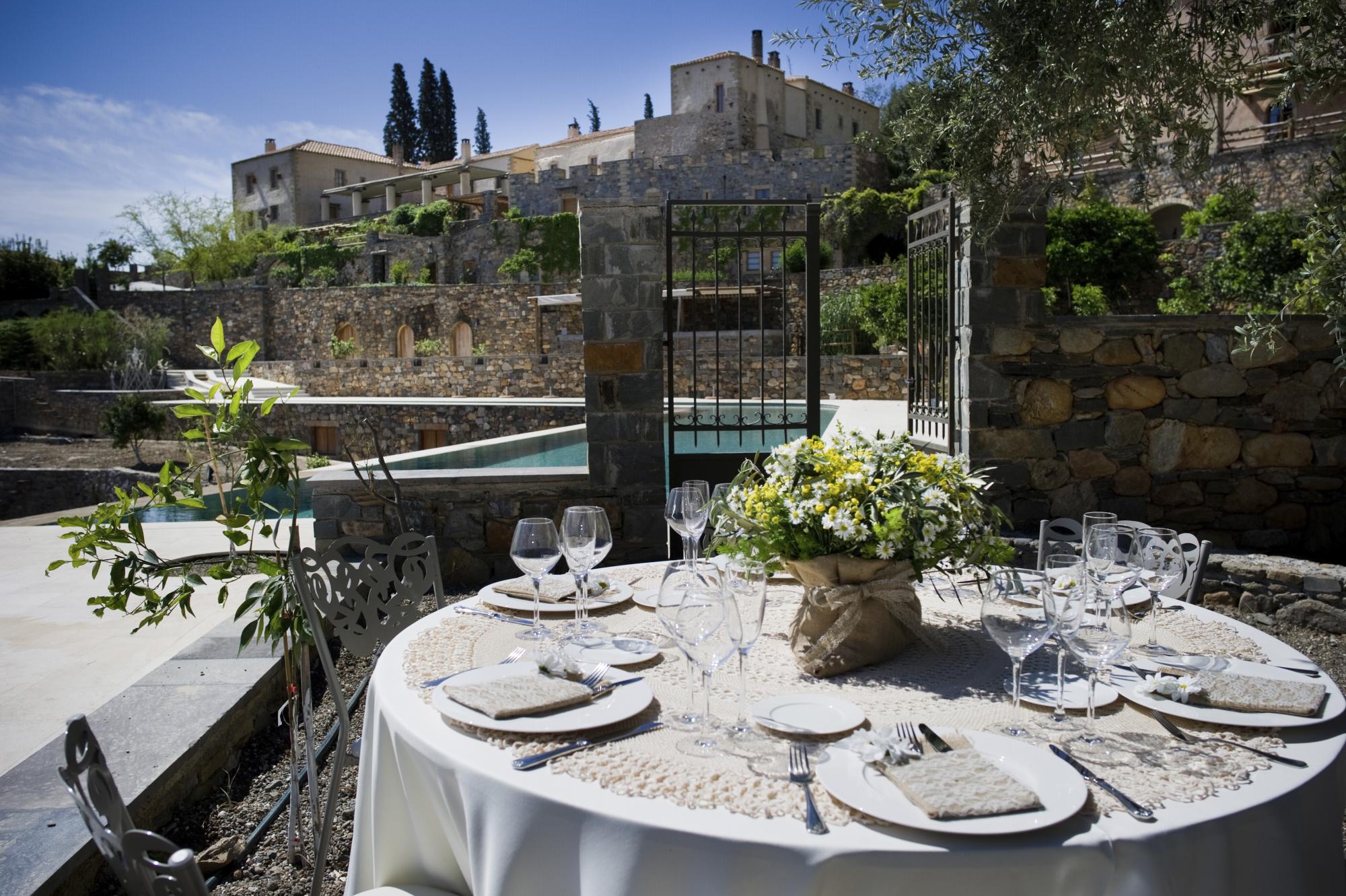 kinsterna hotel restaurant