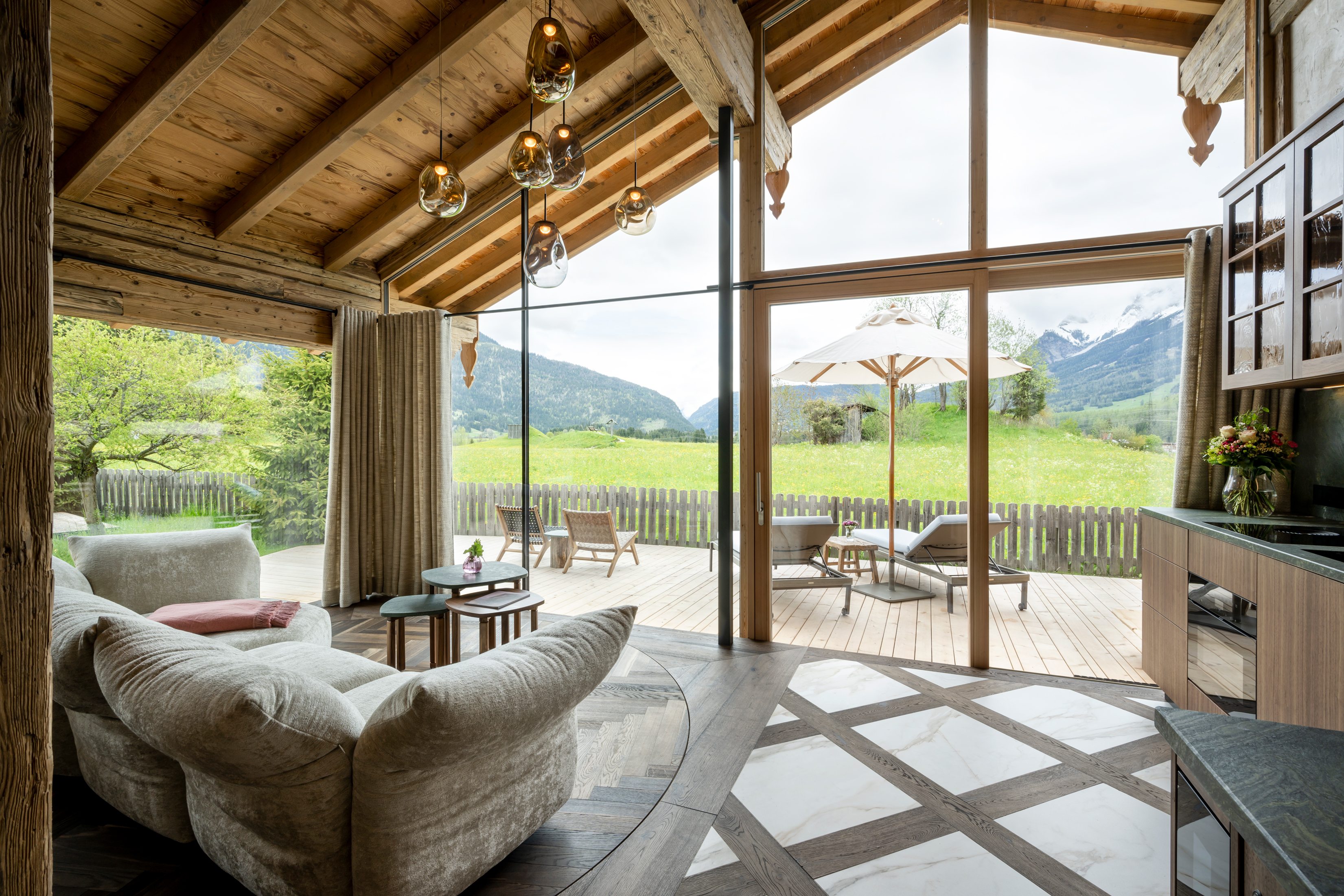 laposch chalet interior tirol