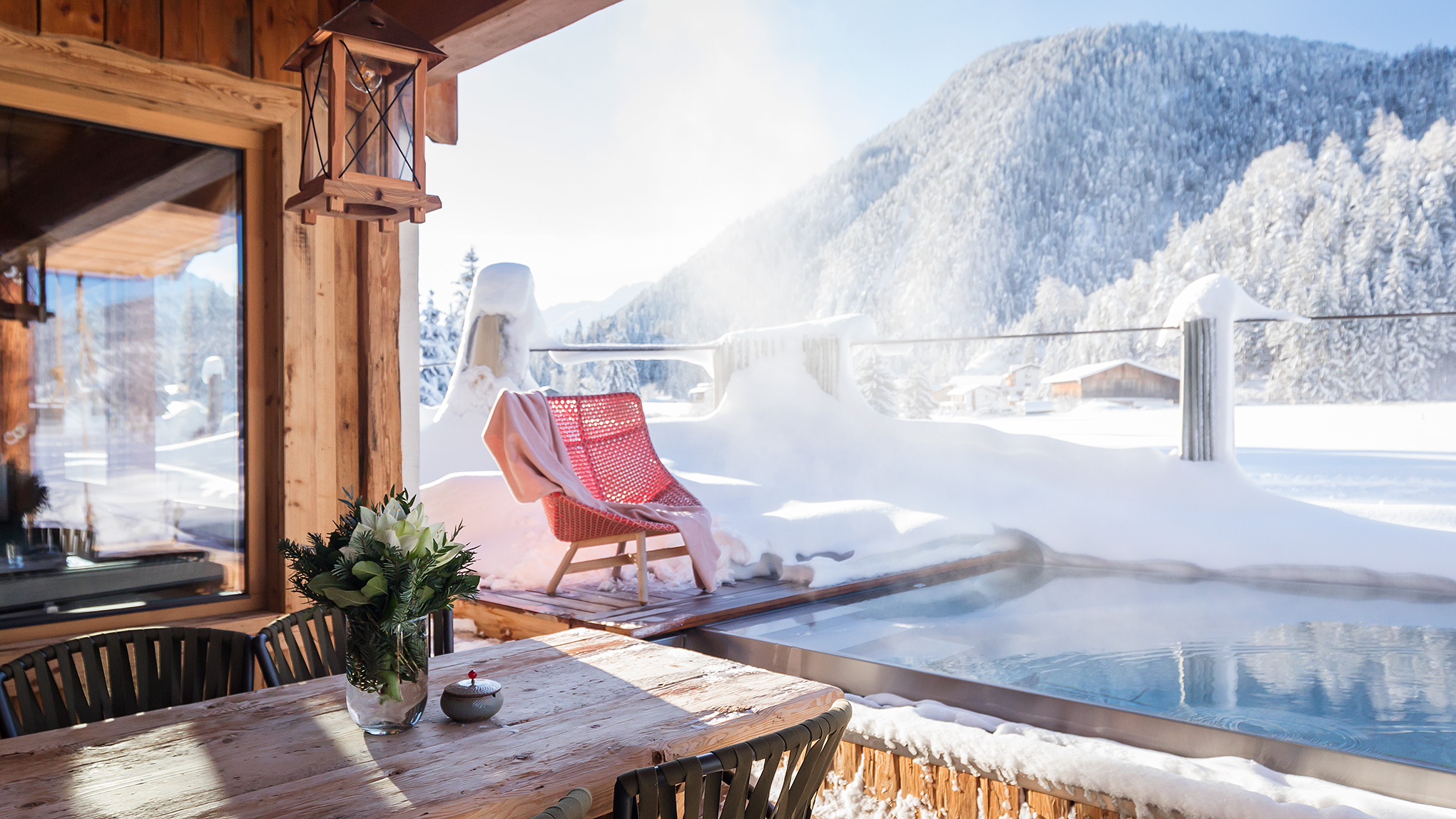 laposch pool chalet winter landschaft tirol