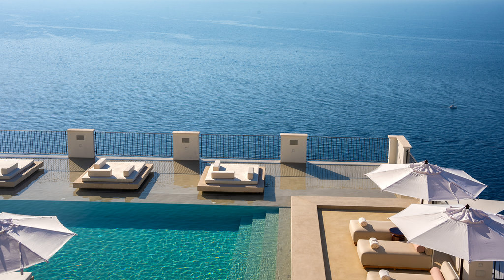 swimming pool aerial