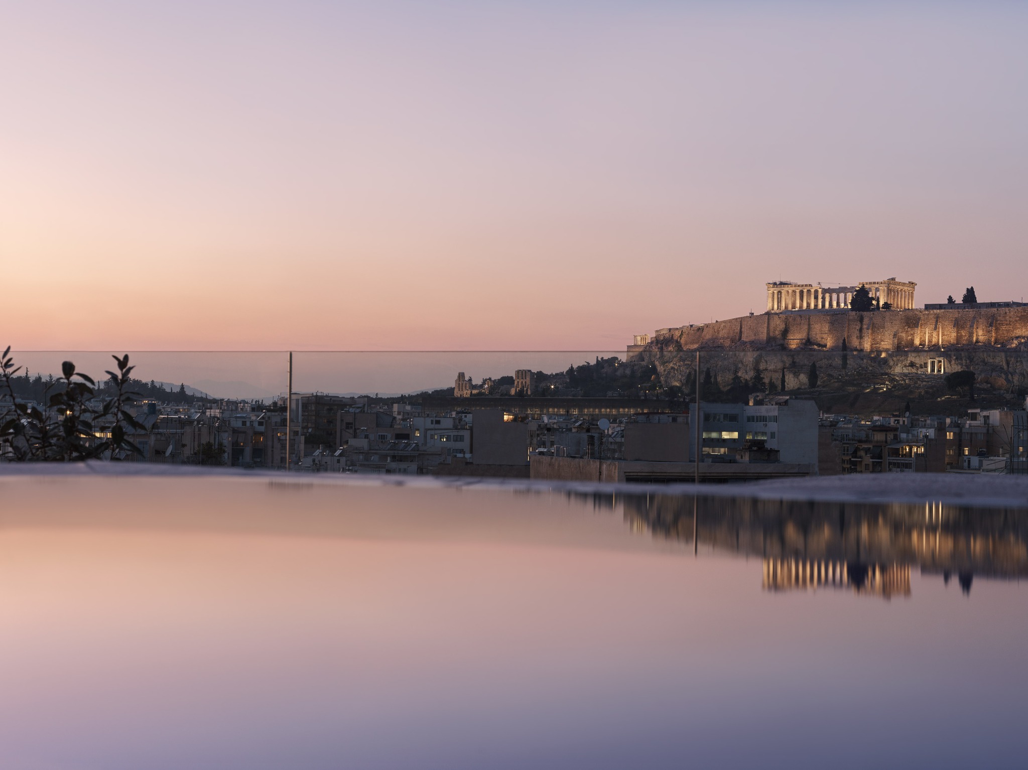 monastik living uitzicht op akropolis bij zonsondergang caractere