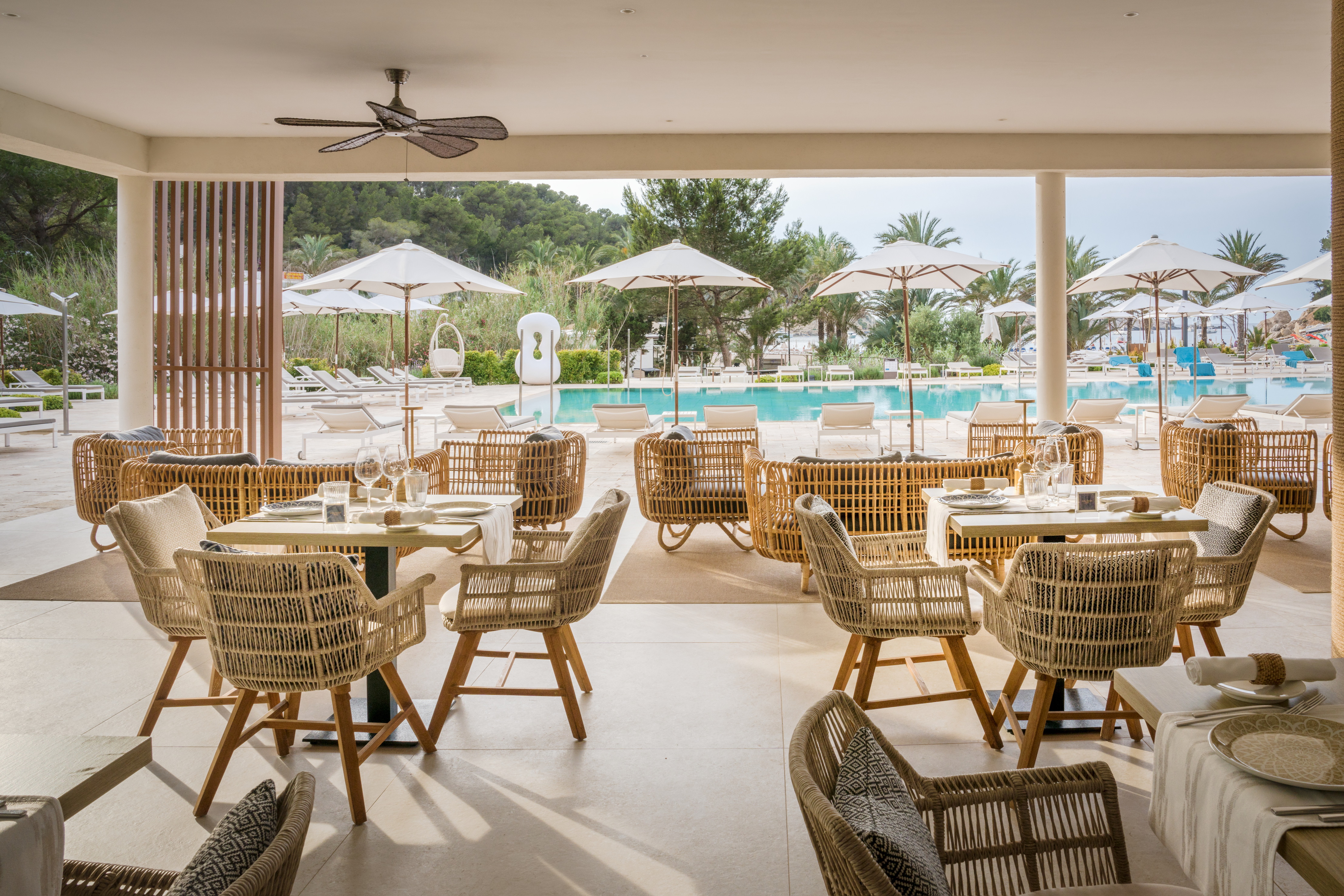 terrace restaurant the club cala miguel