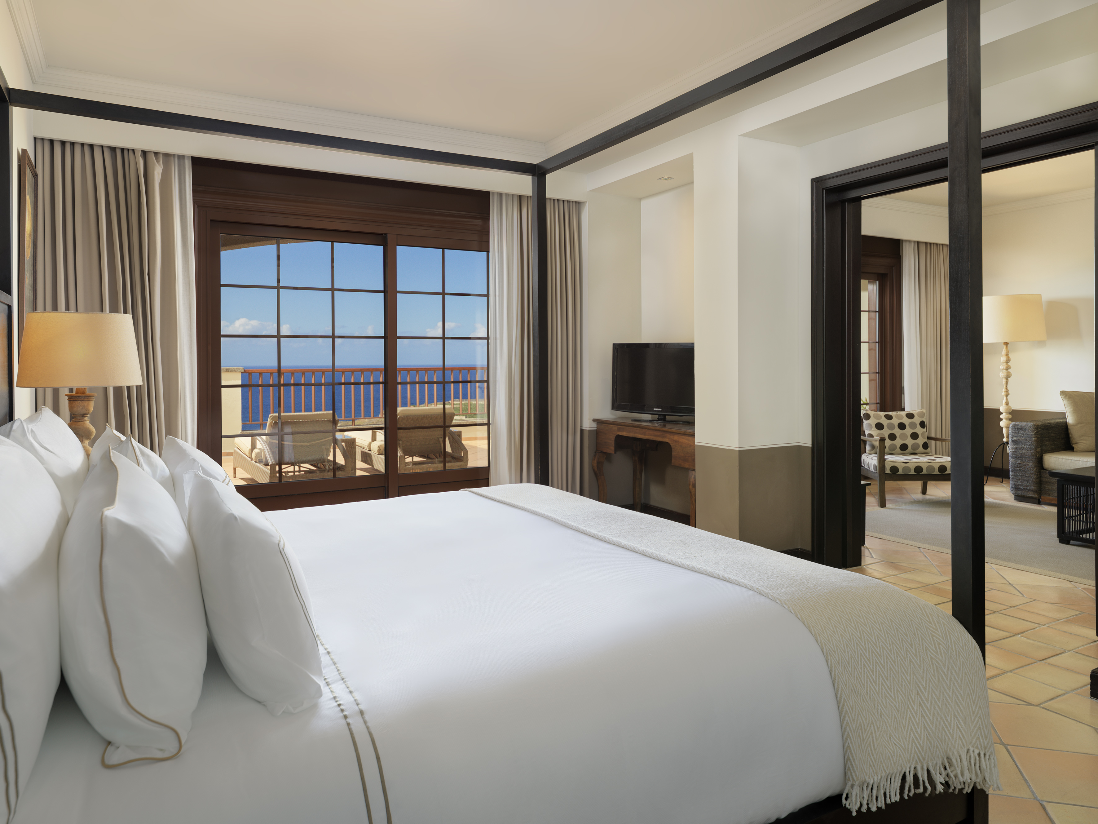 114ahaciendadelconde meliacollection suite sea view bedroom