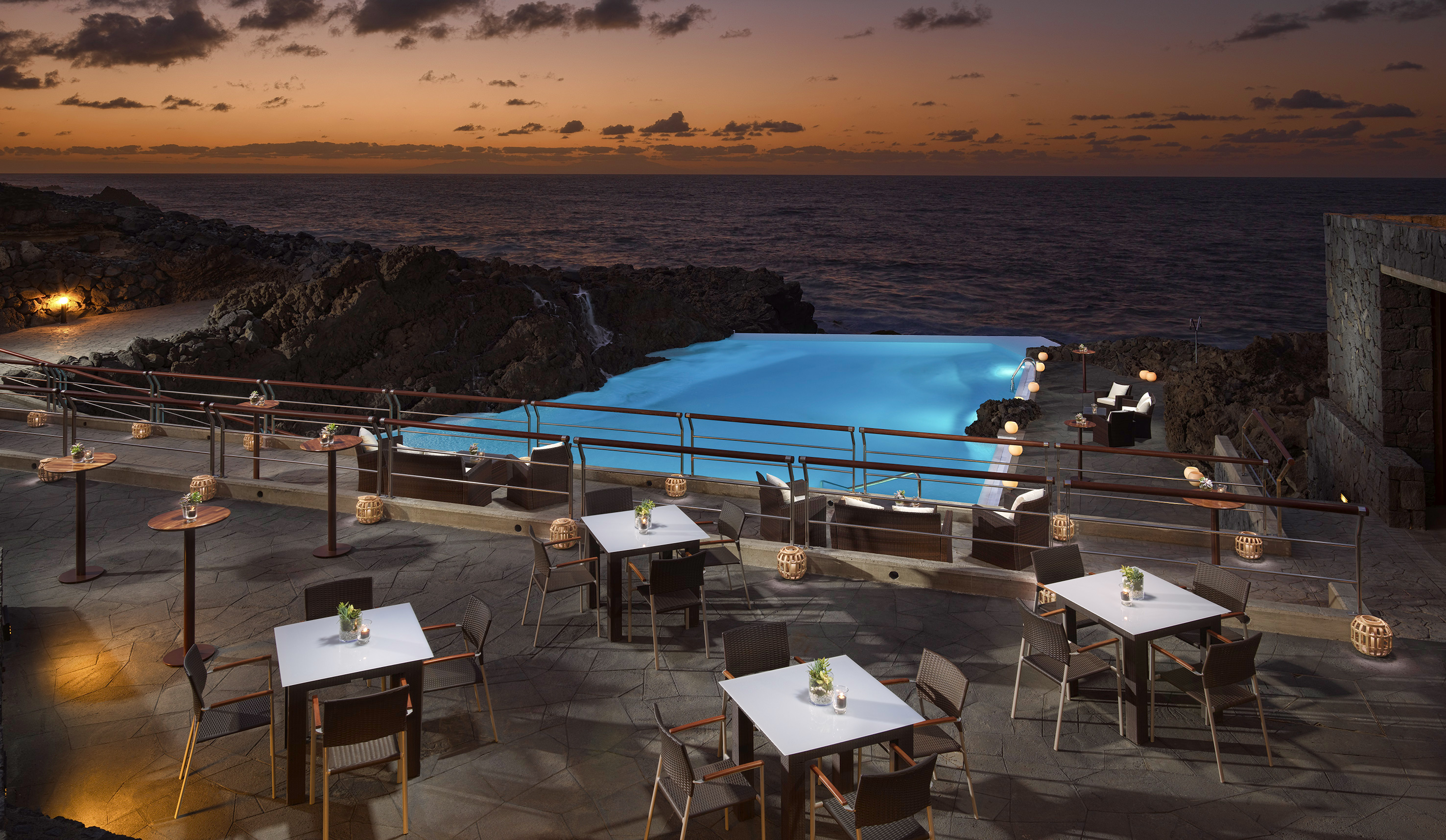 333haciendadelconde meliacollection ocean club terrace night mice
