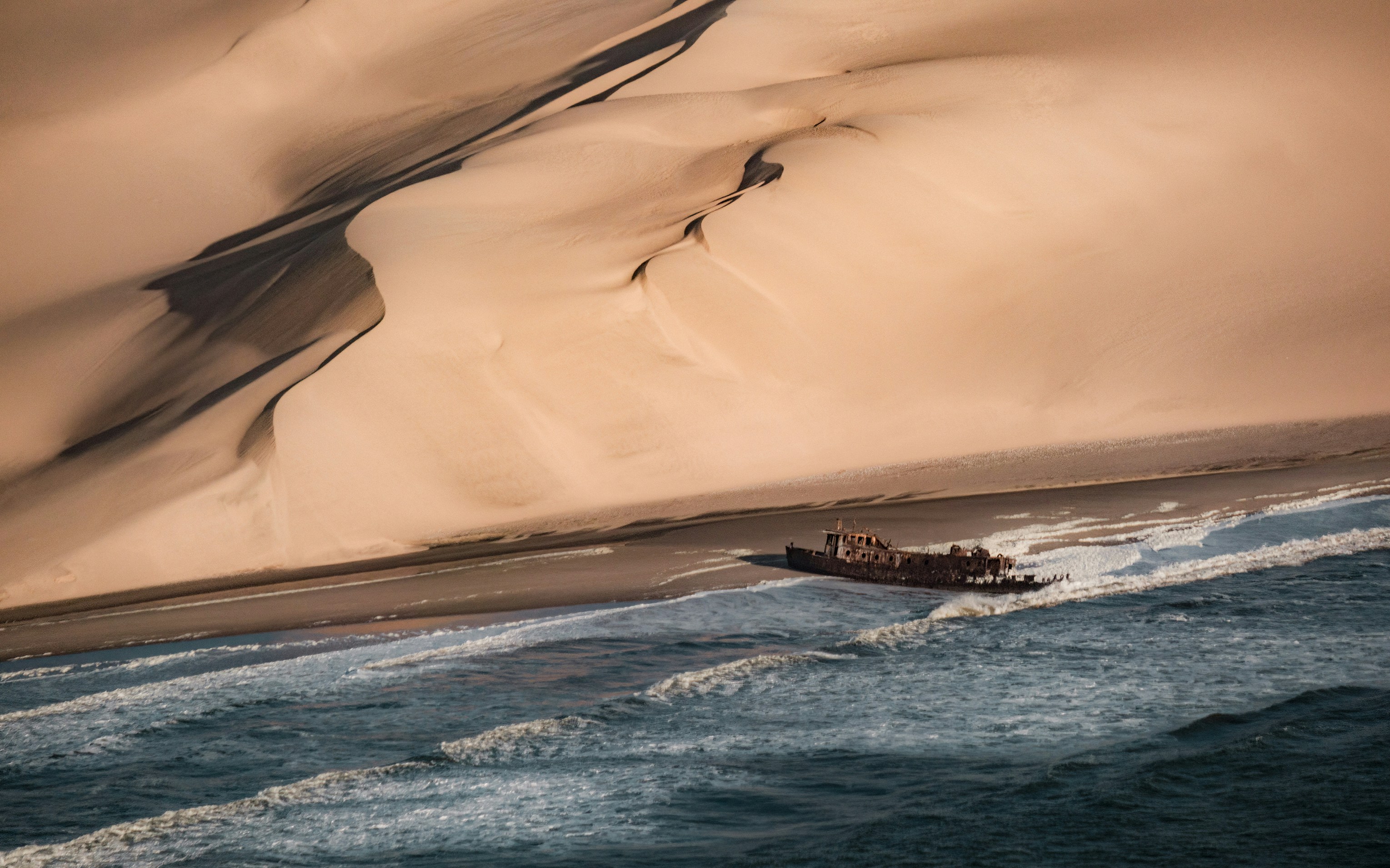 skeleton coast 2