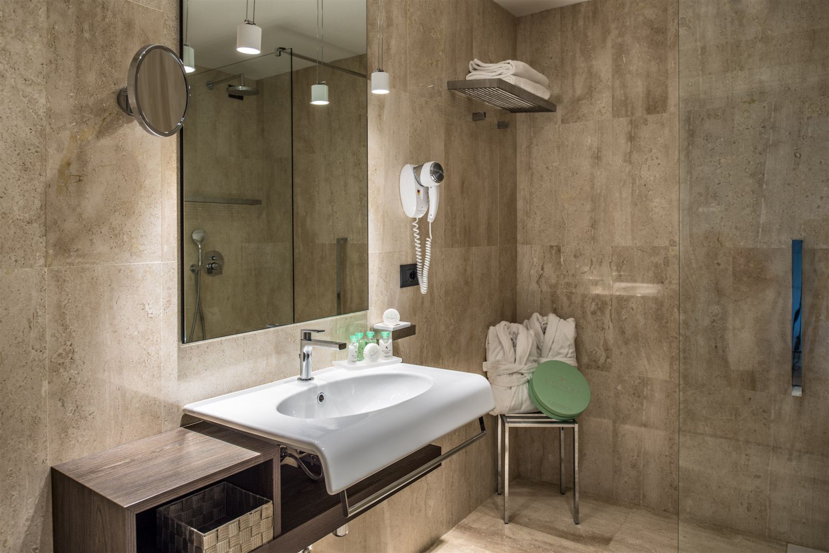 bed39695 ae9c 467f b52d bec34940de77