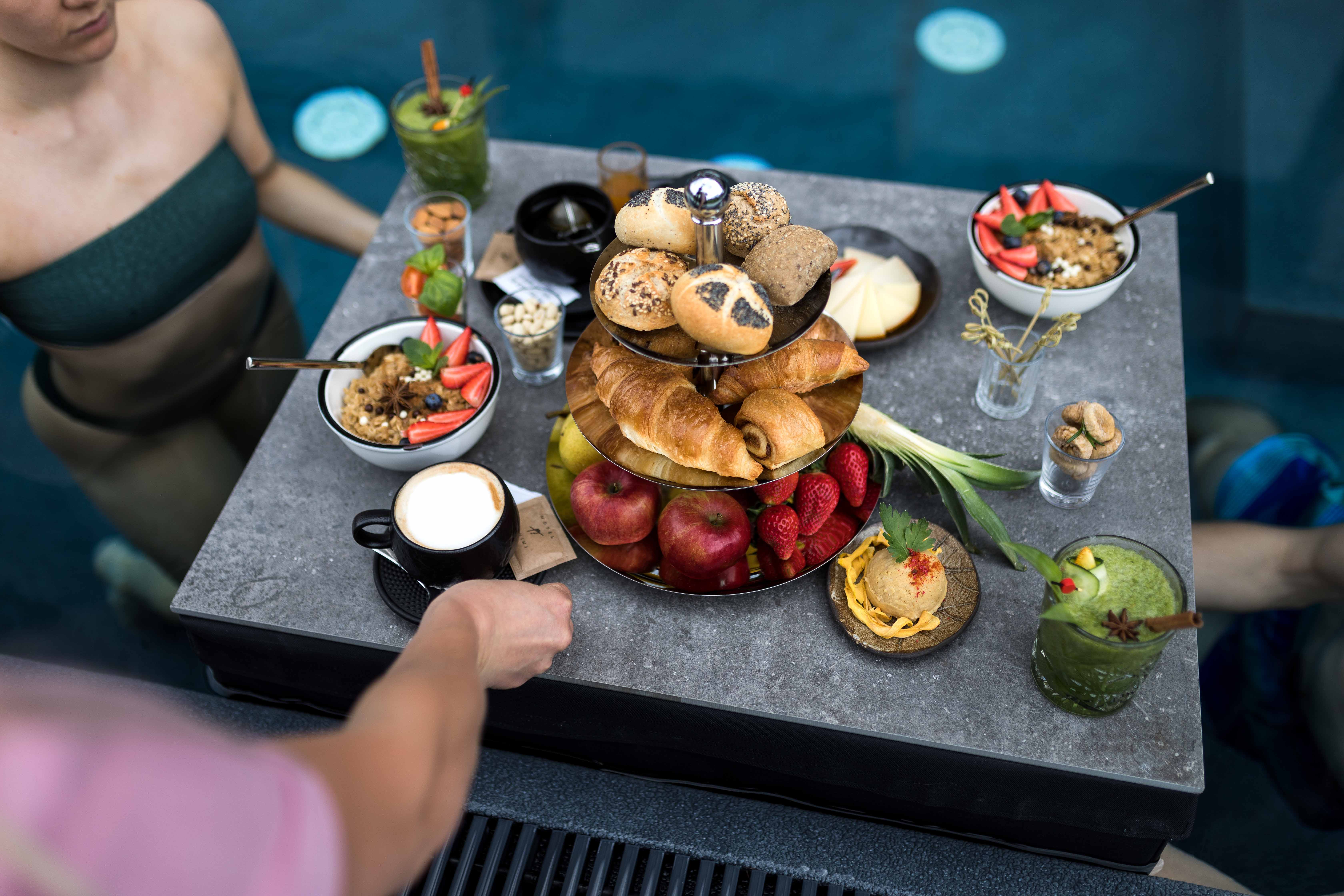 2022 4 hotelbohinj savna bazen mgph 14