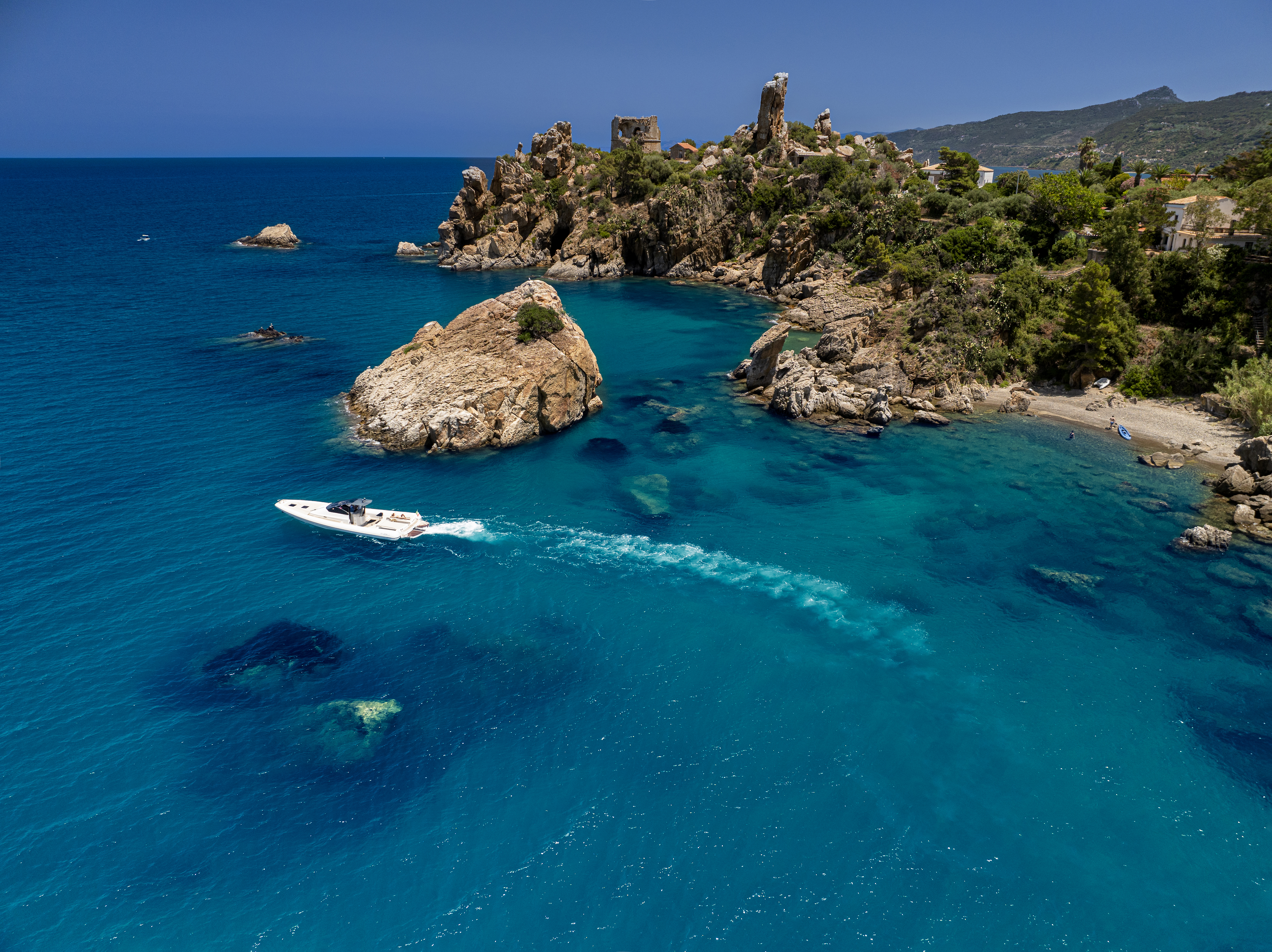 tender to le calette 2