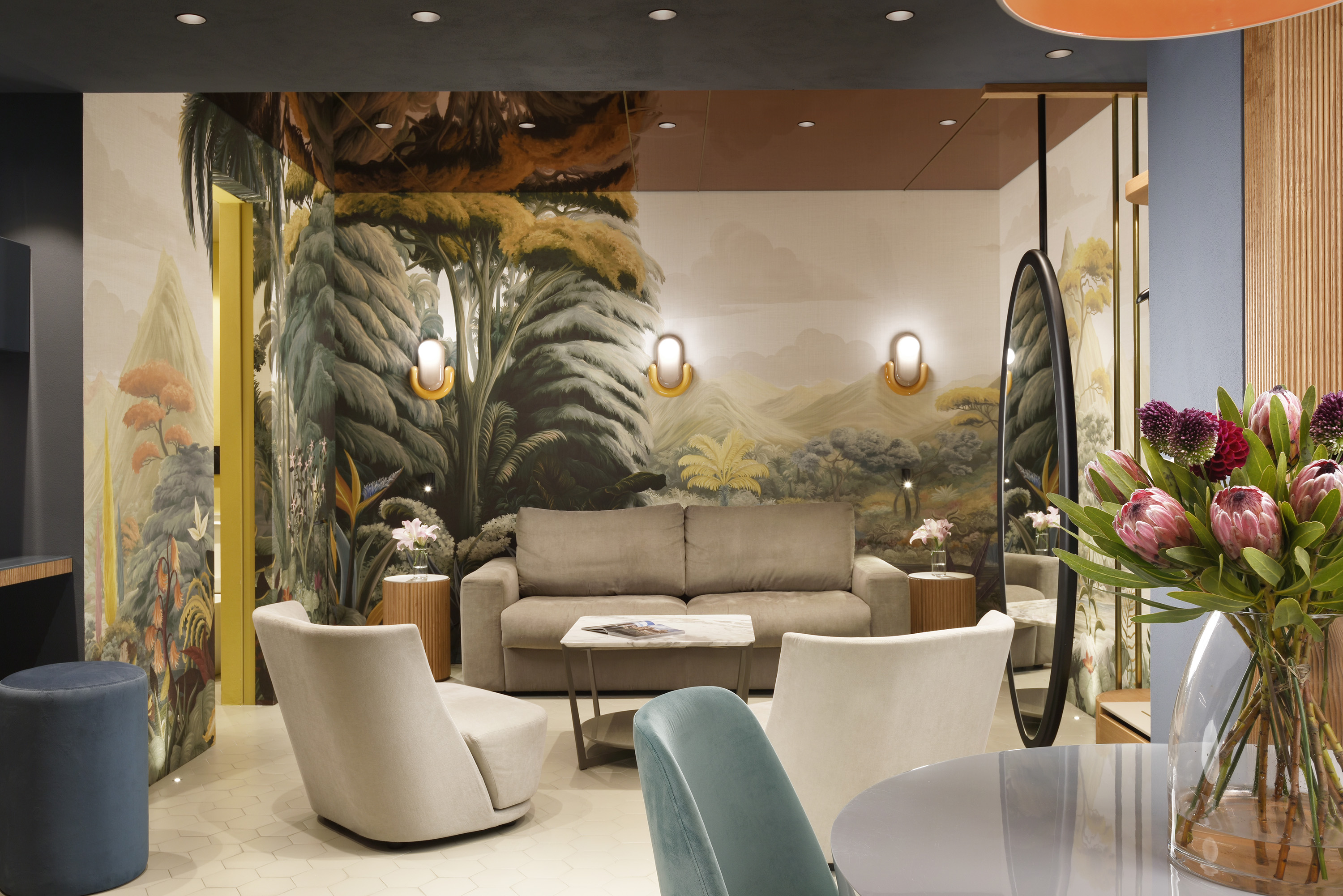 35 m 2025 camera 244