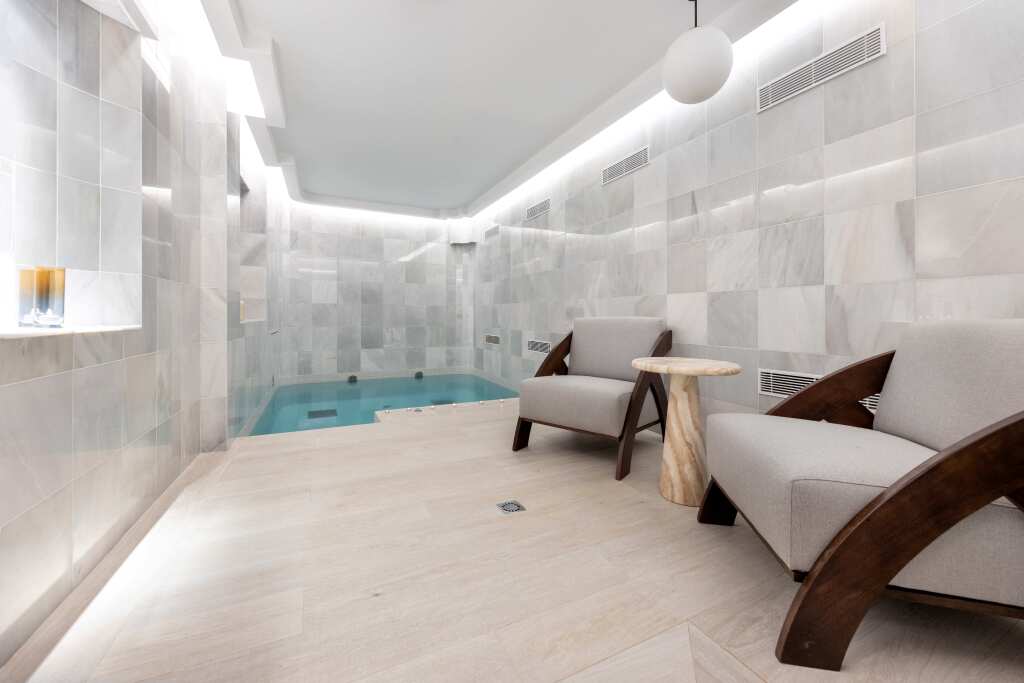 41317608 ae49 4ce0 9e90 36dd46ecd38a