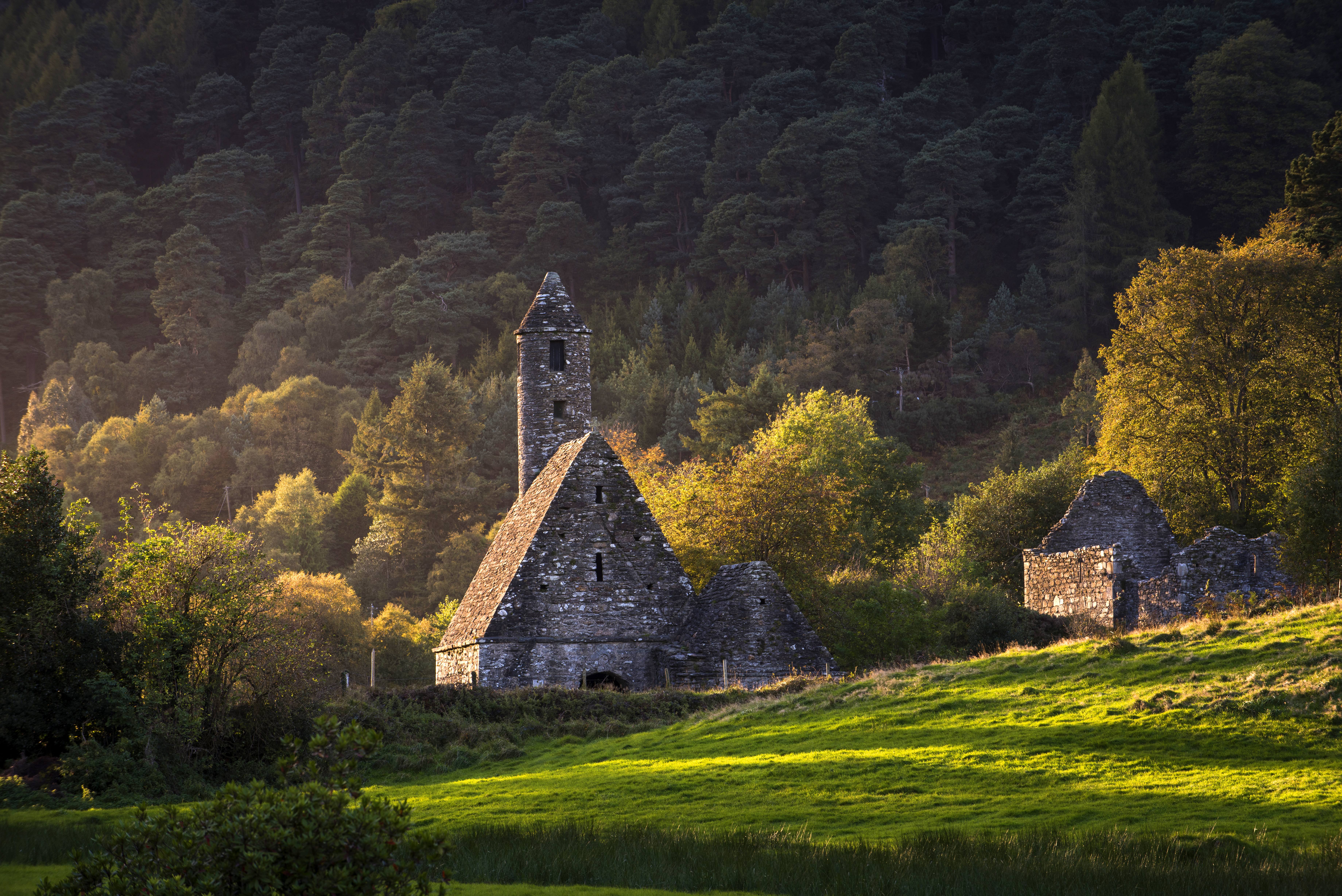 glendalough monastic site co wicklow ti71aym