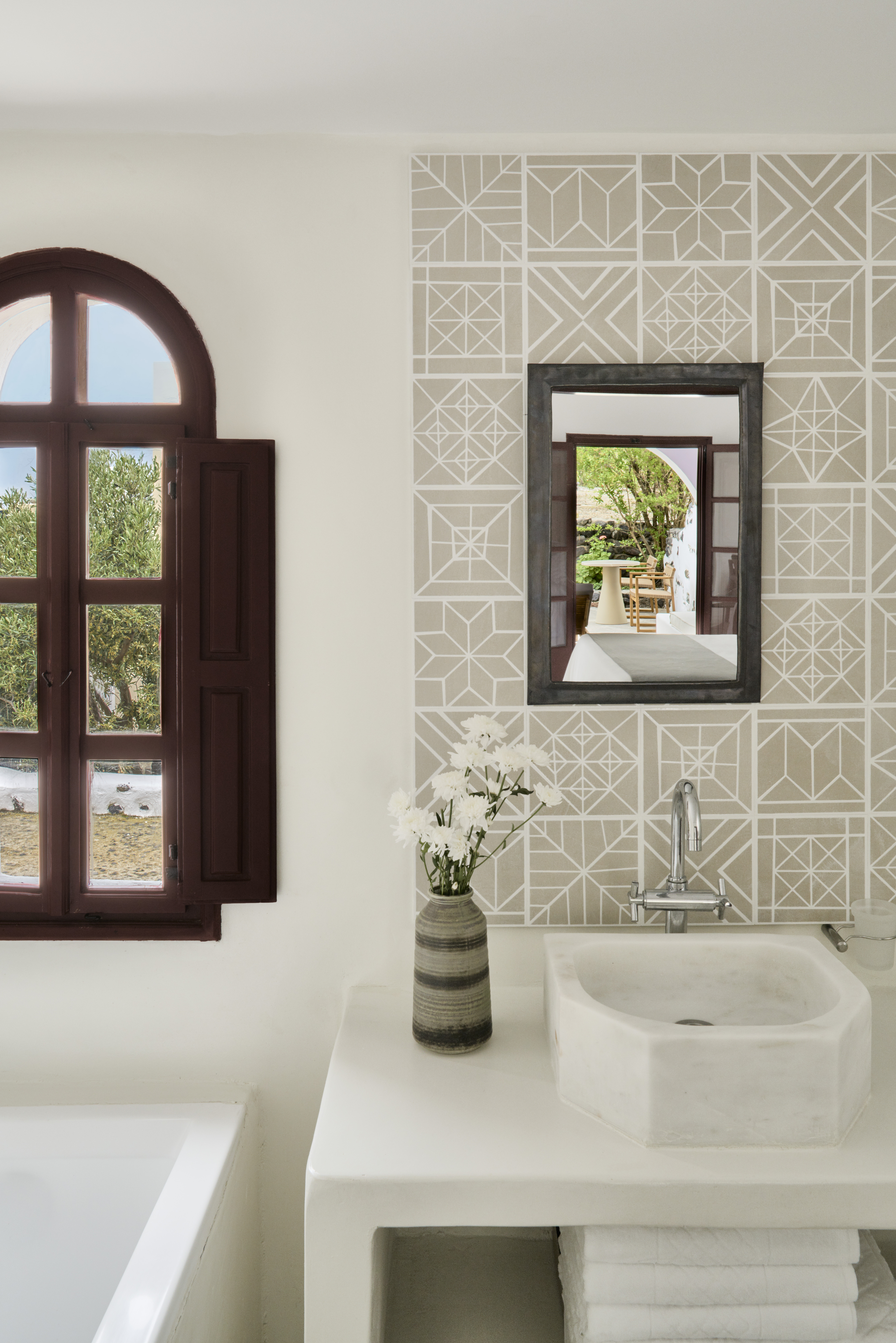 athenian suite bathroom