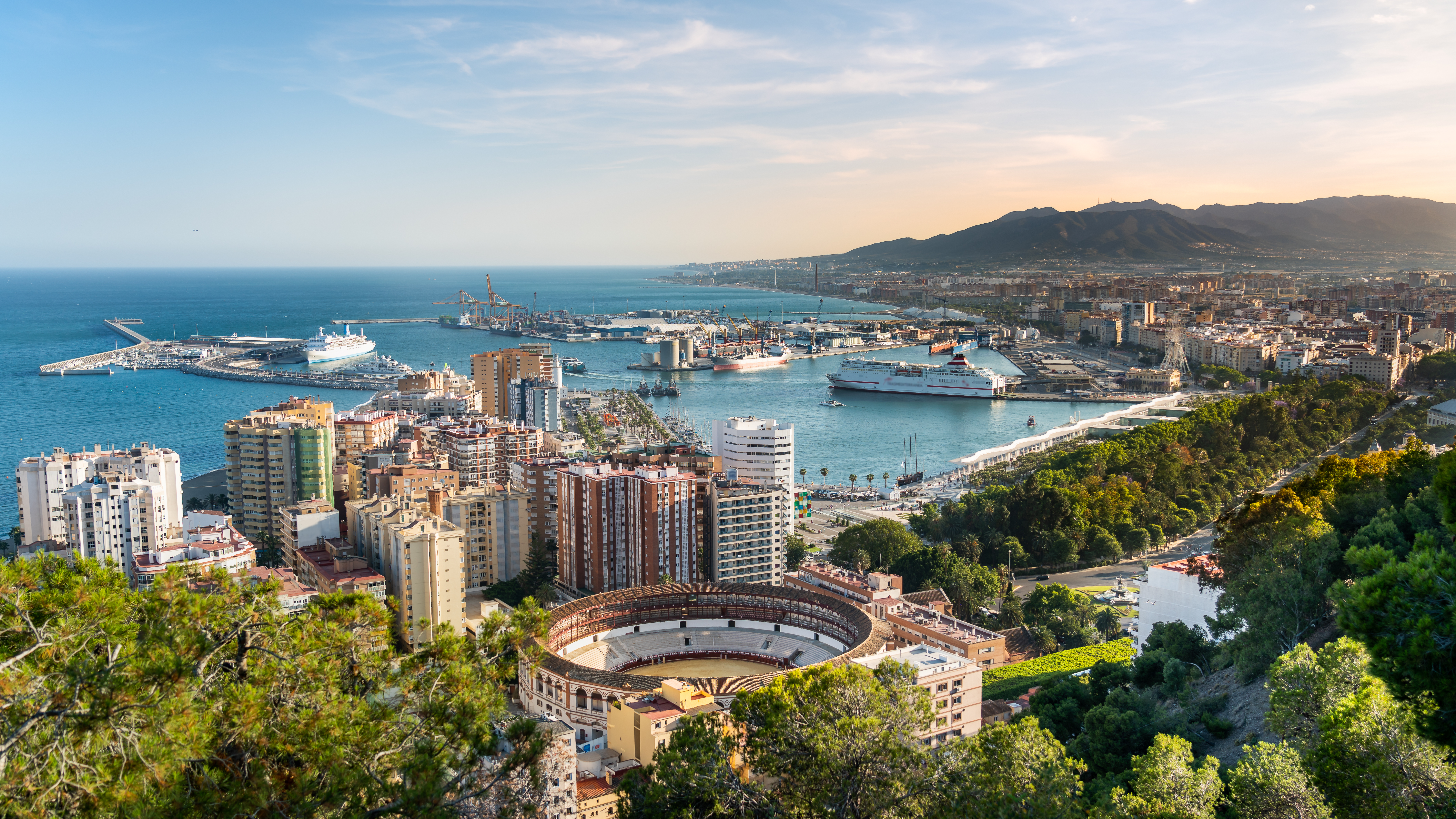 Croisière de 6 jours le long de l’Andalousie, Gibraltar et le nord du Maroc