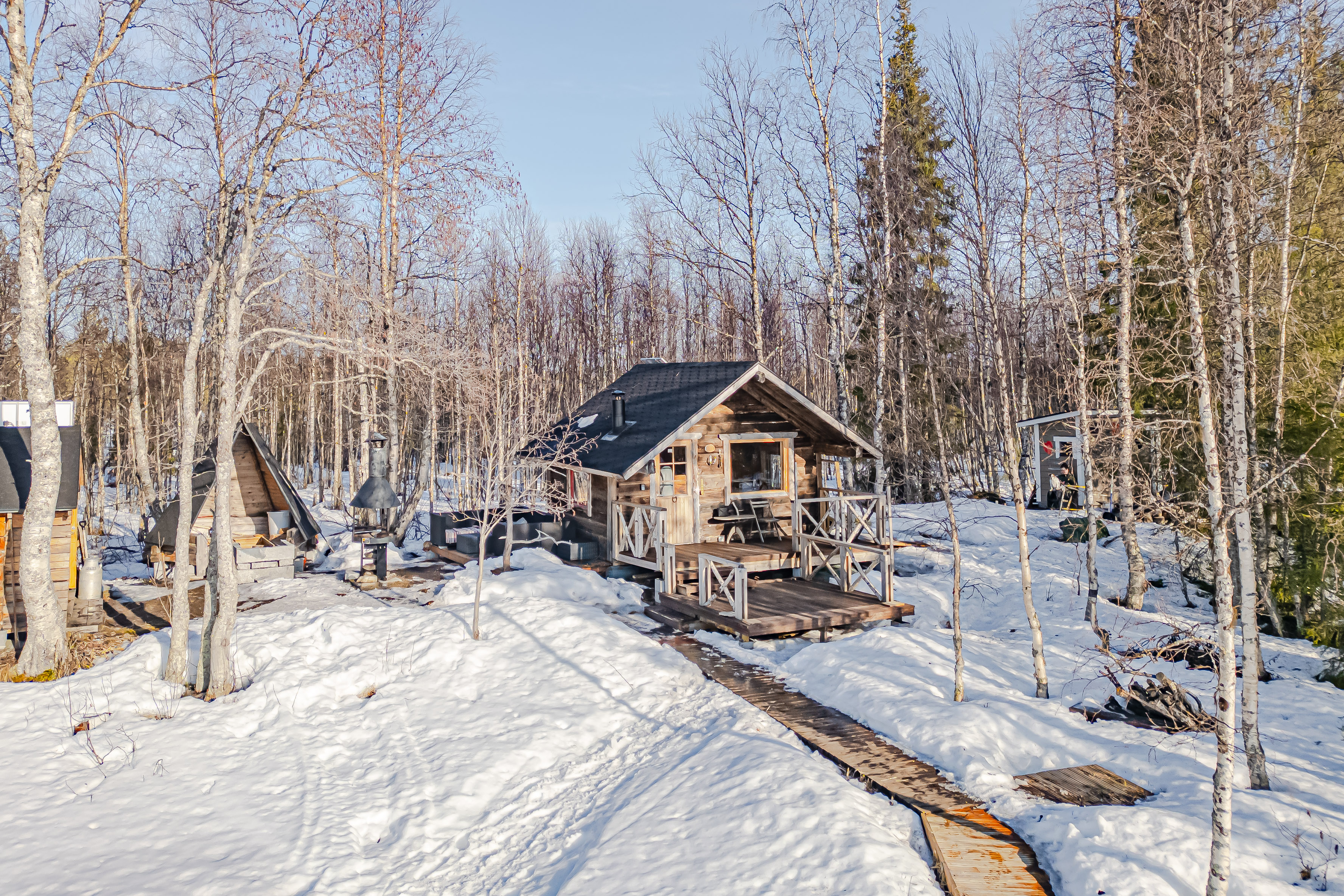 lapland lodge 17 4 2025 0551