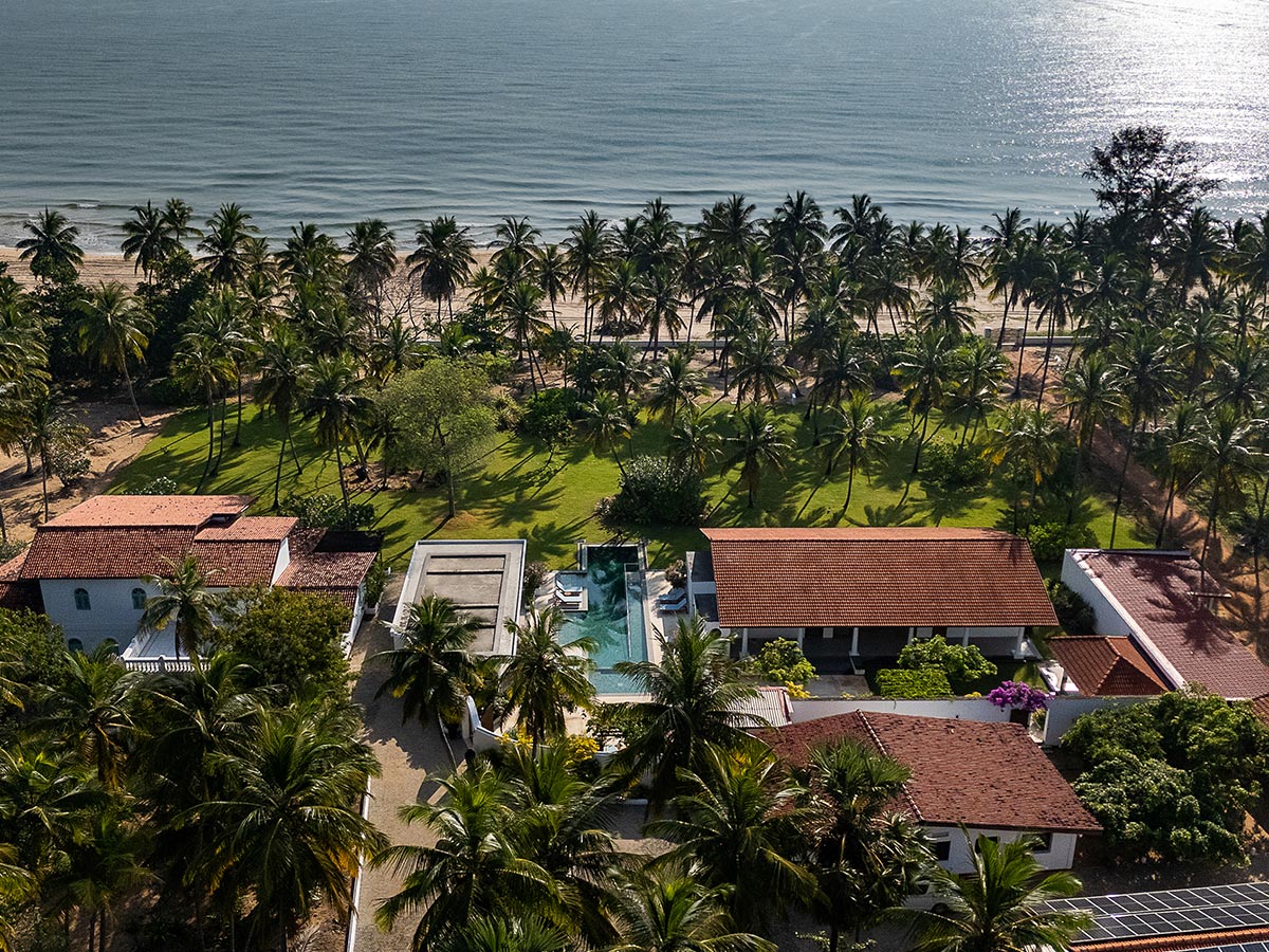 teardrop kalkudah beach house 3
