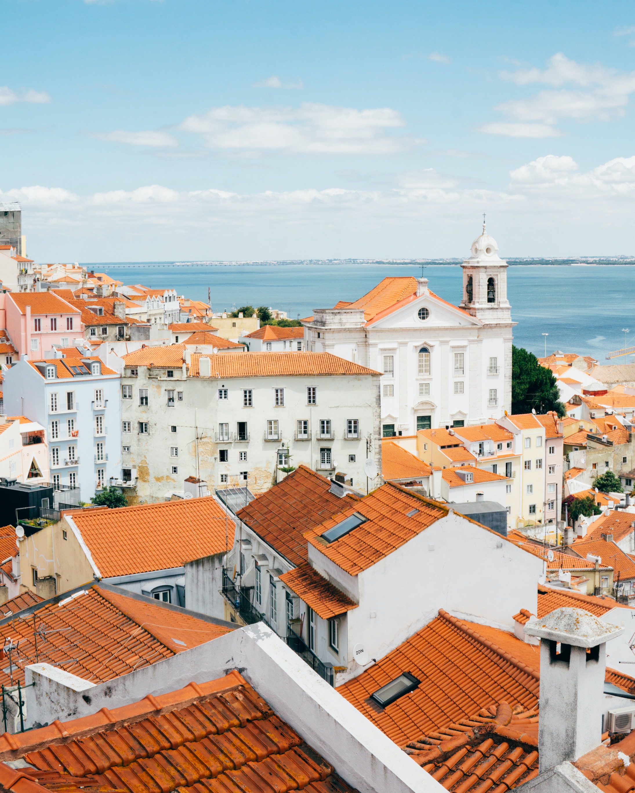 alfama insta