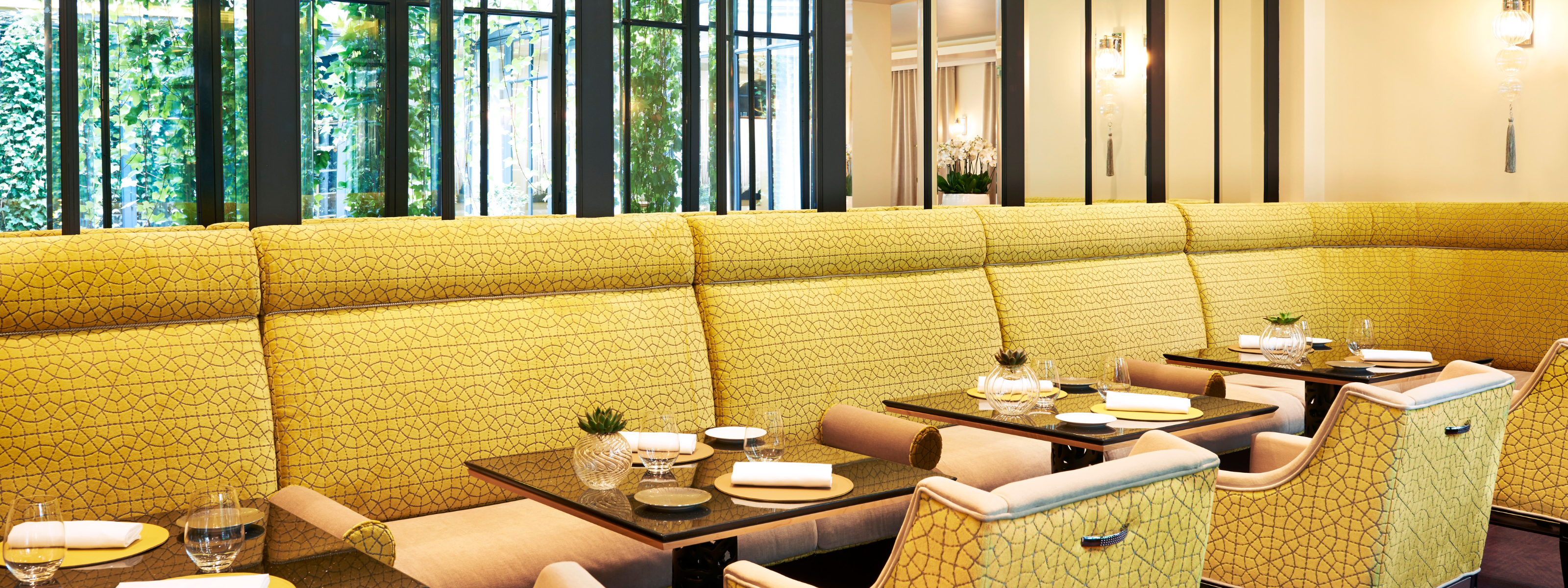 hotel le burgundy parijs frankrijk restaurant