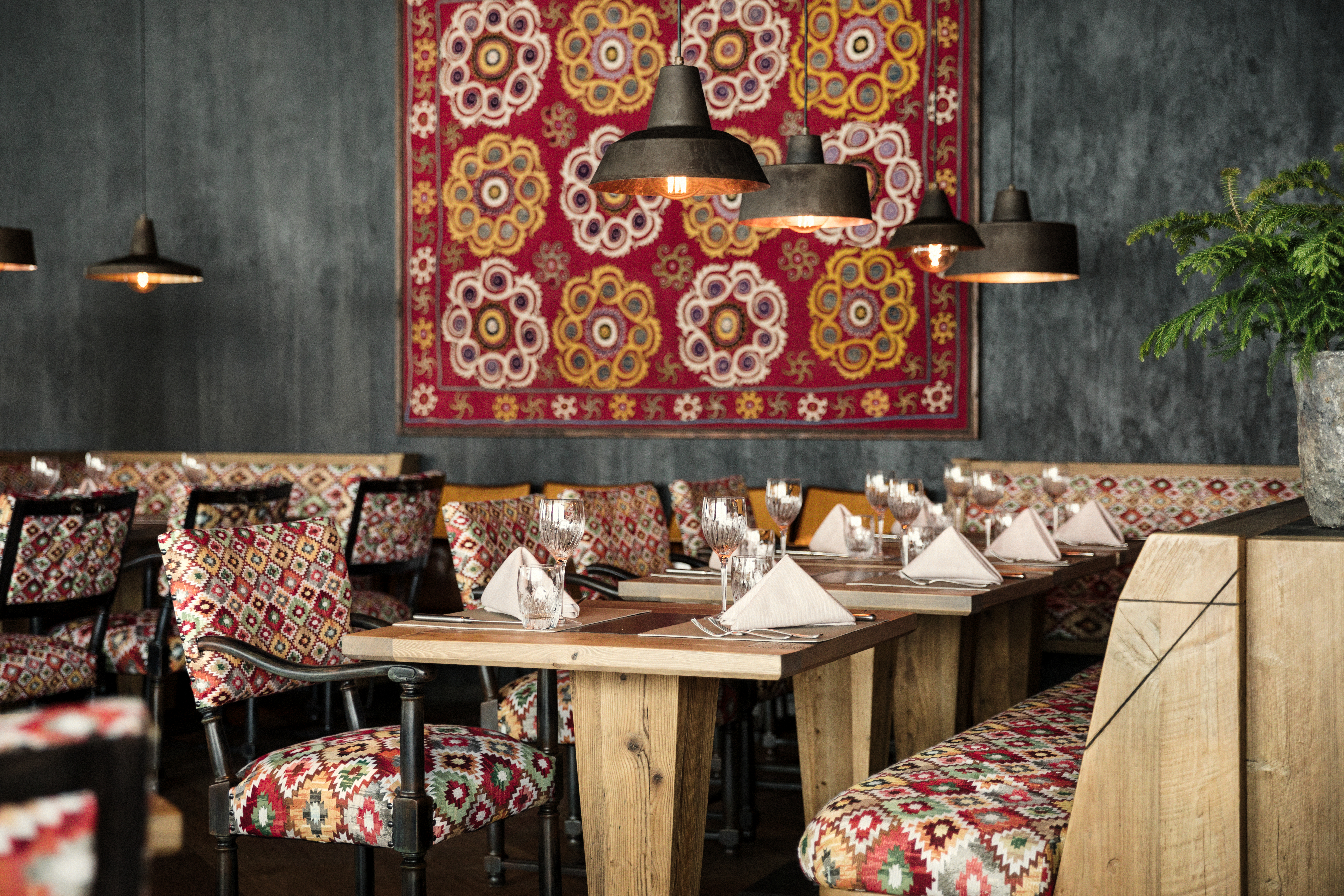 twist restaurant 4