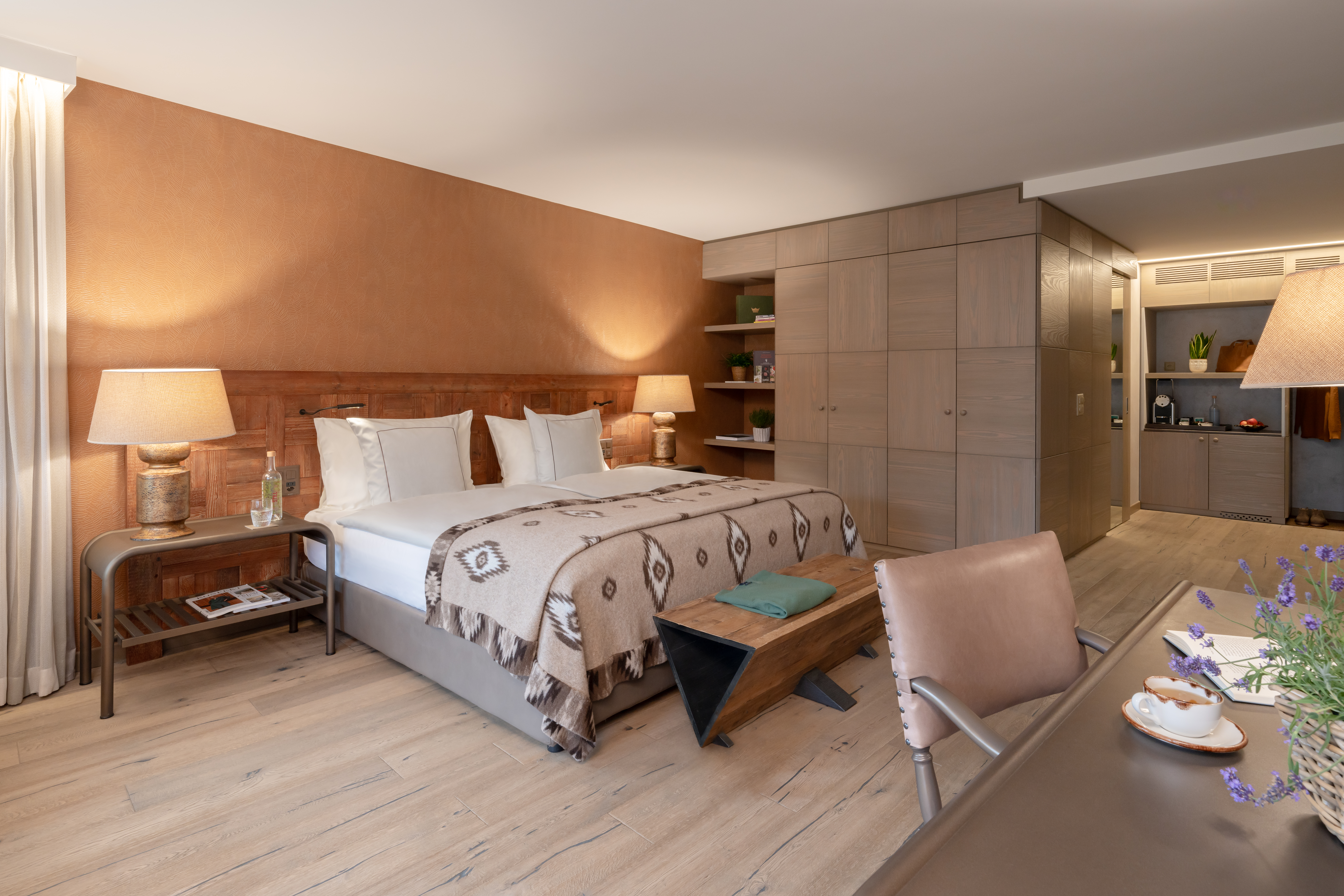 valsana room 408 103