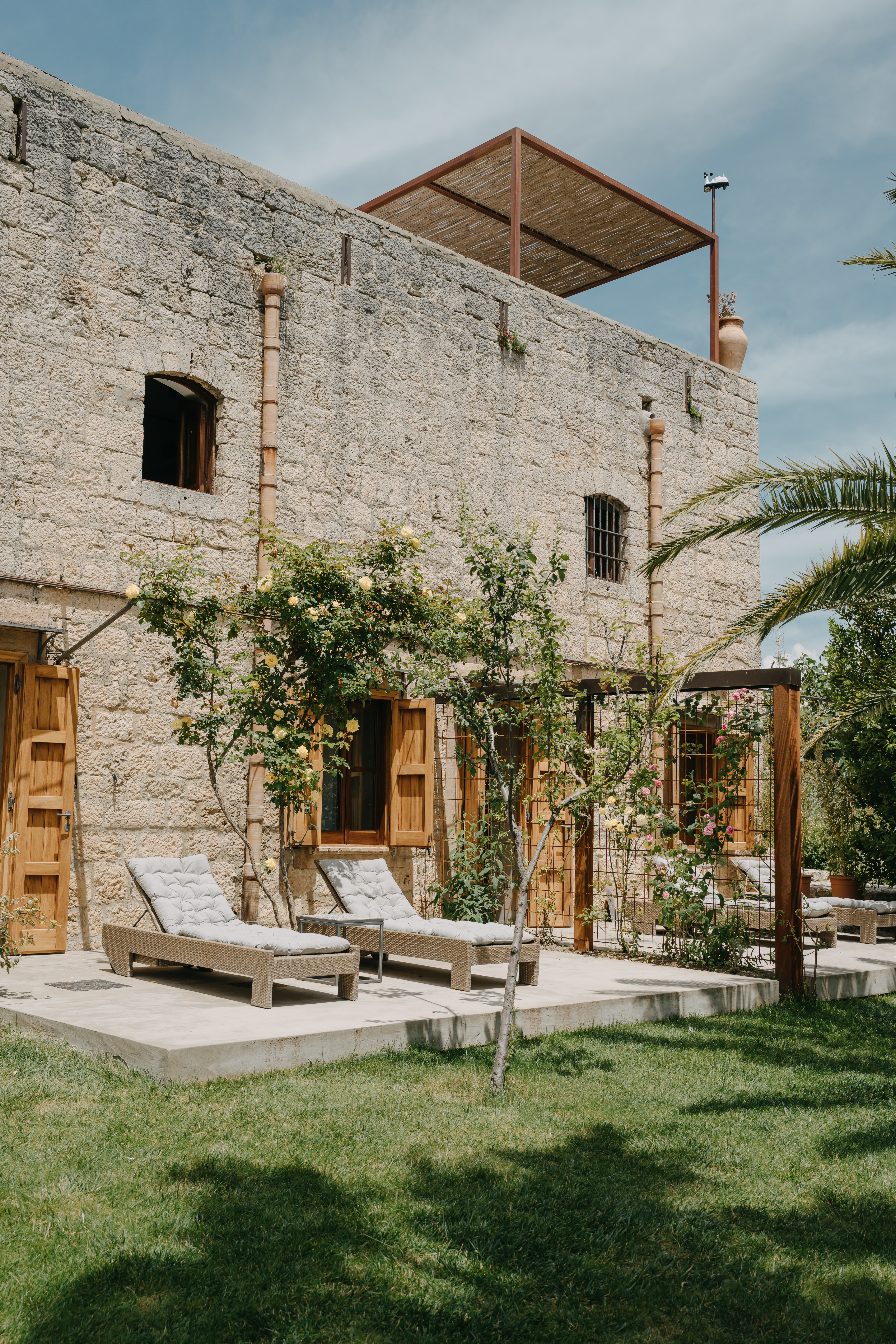 esterno junior suite con patio 2