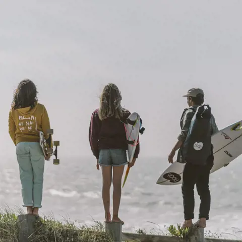 Met het gezin surfen in Portugal: avontuur, plezier en een beetje luxe